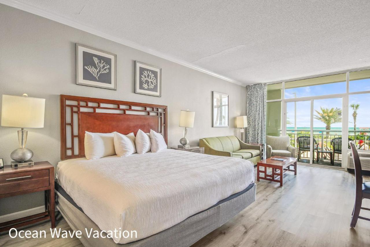 Oceanfront Studio with Water Park at Dunes Village Resort First Floor — 4-Star Luxury Hotel in Myrtle Beach, United States
