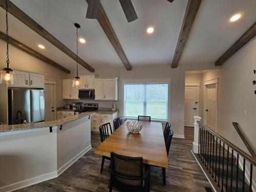 Upscale New Construction Ranch — 4-Star Luxury Hotel in Middletown, United States
