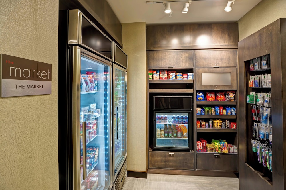 Residence Inn Hamilton - photo 17