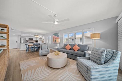 Sandpiper Beach 401 - last minute hotel in Sanibel