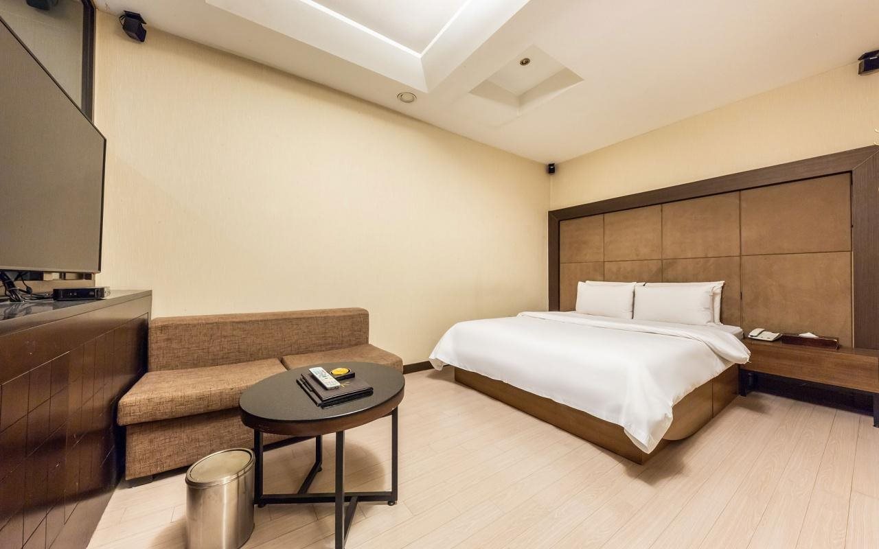 Ritz Hotel — Seoul — photo 2