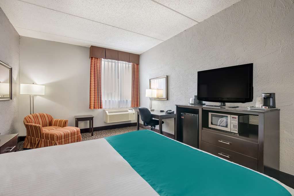 Best Western Waukesha Grand - photo 27