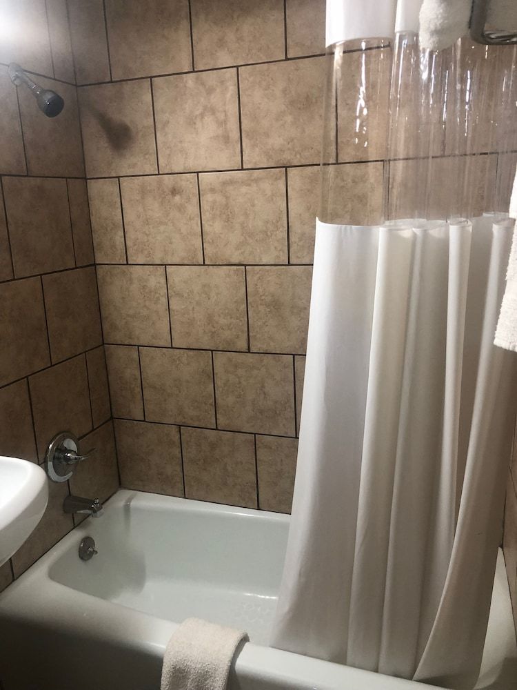 Oxford Inn - photo 3