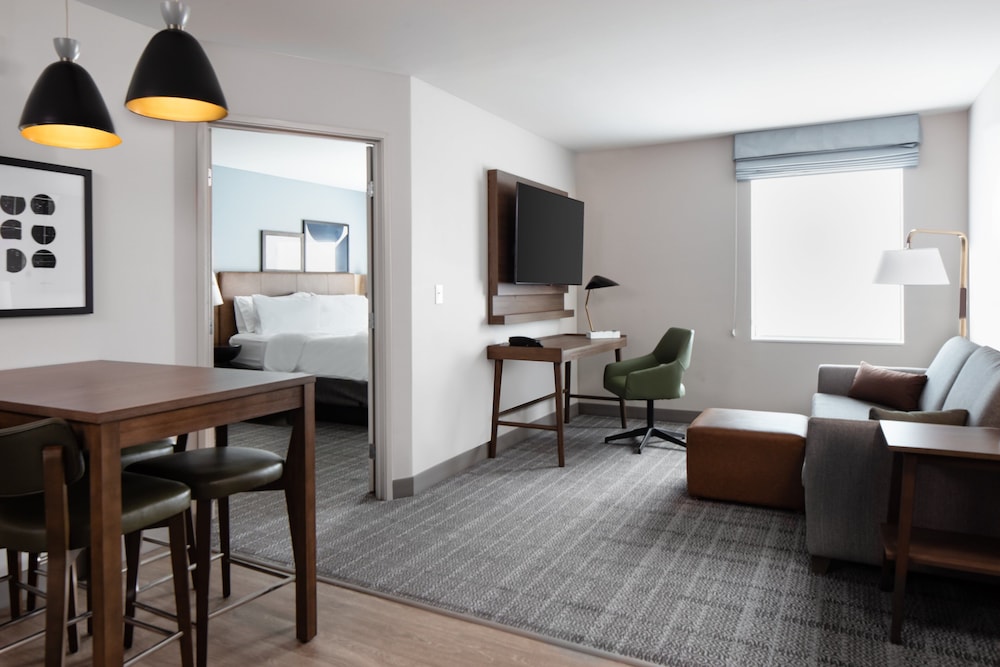 Staybridge Suites Iowa City Coralville by IHG - photo 8