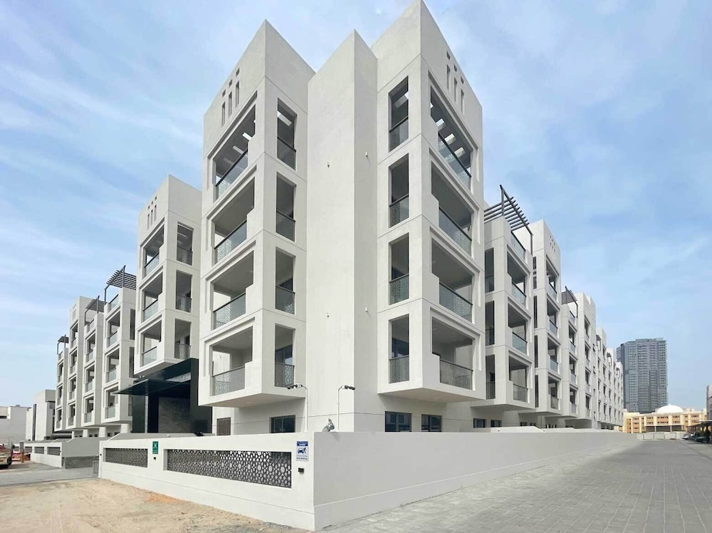 Cozy 1BR in Haven Residences by Bespoke — 4-Star Luxury Hotel in Dubai, United Arab Emirates