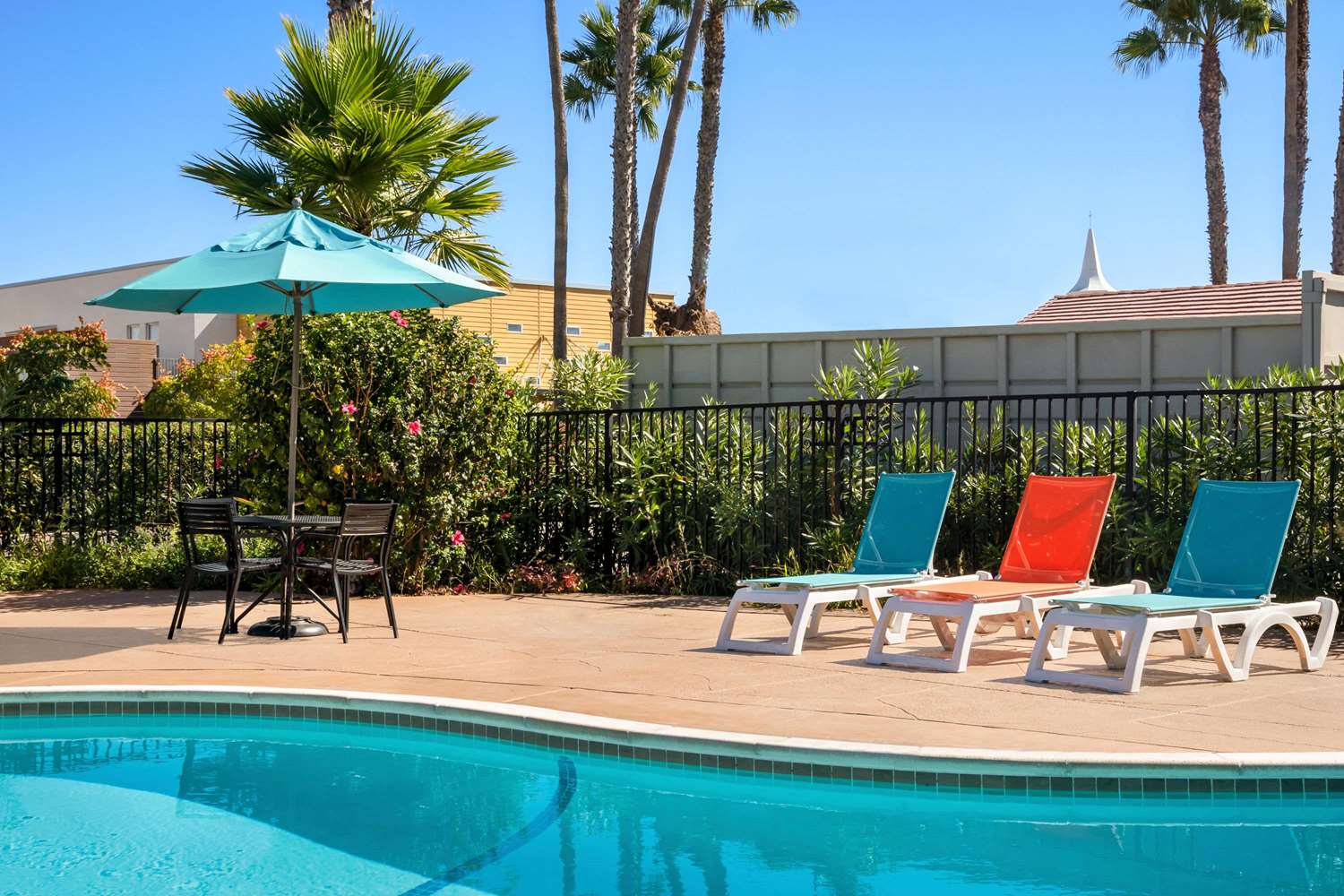 San Diego State University Area Hotel - photo 19