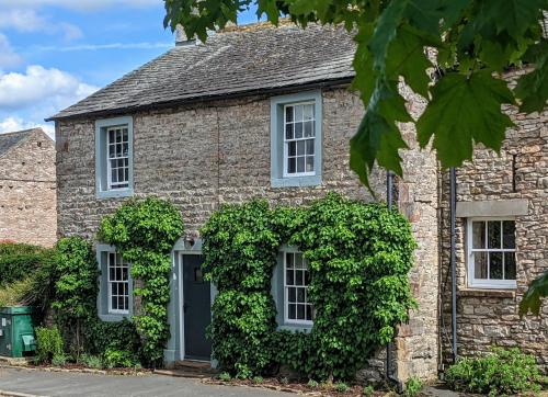 Fern Cottage Great Strickland — 4-Star Luxury Hotel in Penrith, United Kingdom