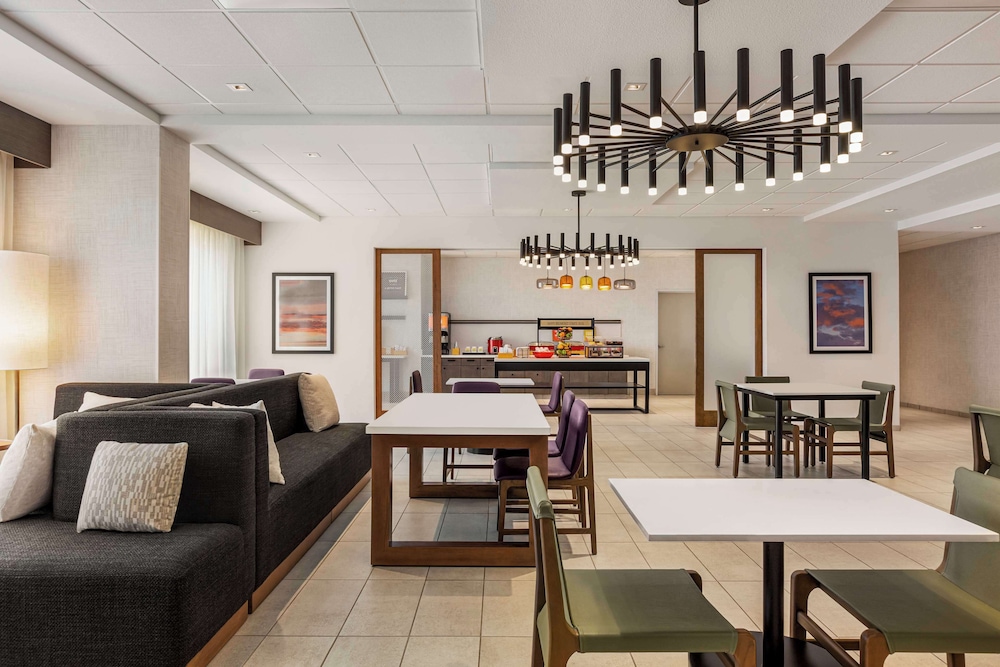 Hampton Inn by Hilton Stockton - photo 30
