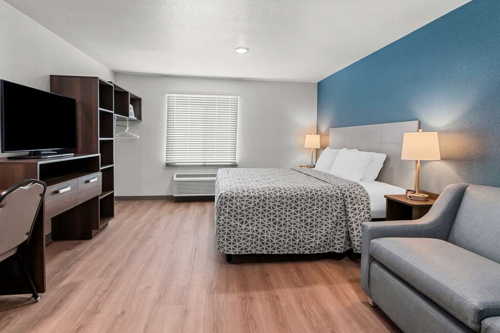 Woodspring Suites Waco South - photo 11