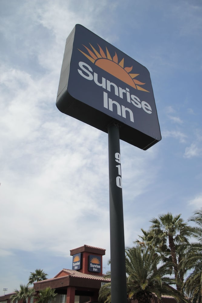 Sunrise Inn Hotel - photo 80