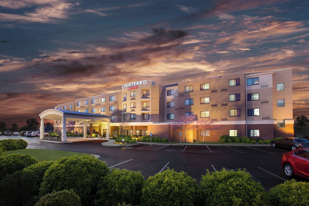 Courtyard by Marriott Fayetteville - photo 23
