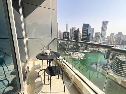 HiGuests Incredible apartment at the top of Dubai Marina — 4-Star Luxury Hotel in Dubai, United Arab Emirates