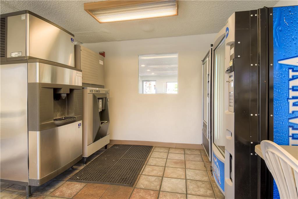 Motel 6 Las Vegas I 15 Stadium - photo 9
