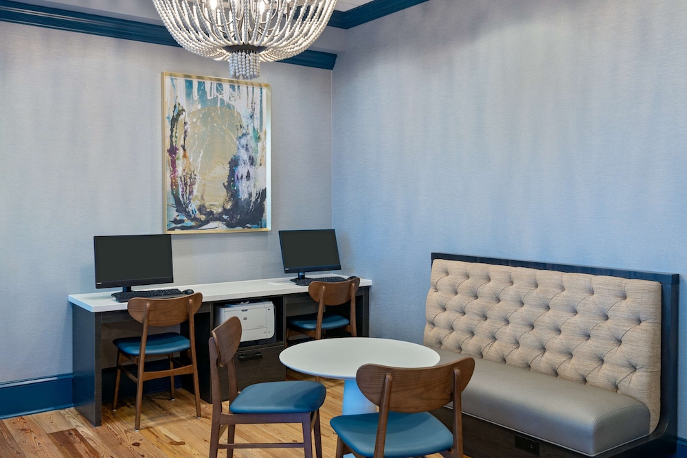 Hampton Inn Savannah Historic District - photo 42
