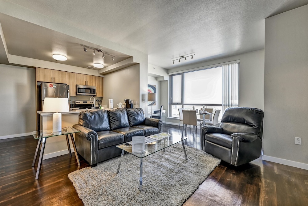 Global Luxury Suites at Woodbury — hotel in Woodbury