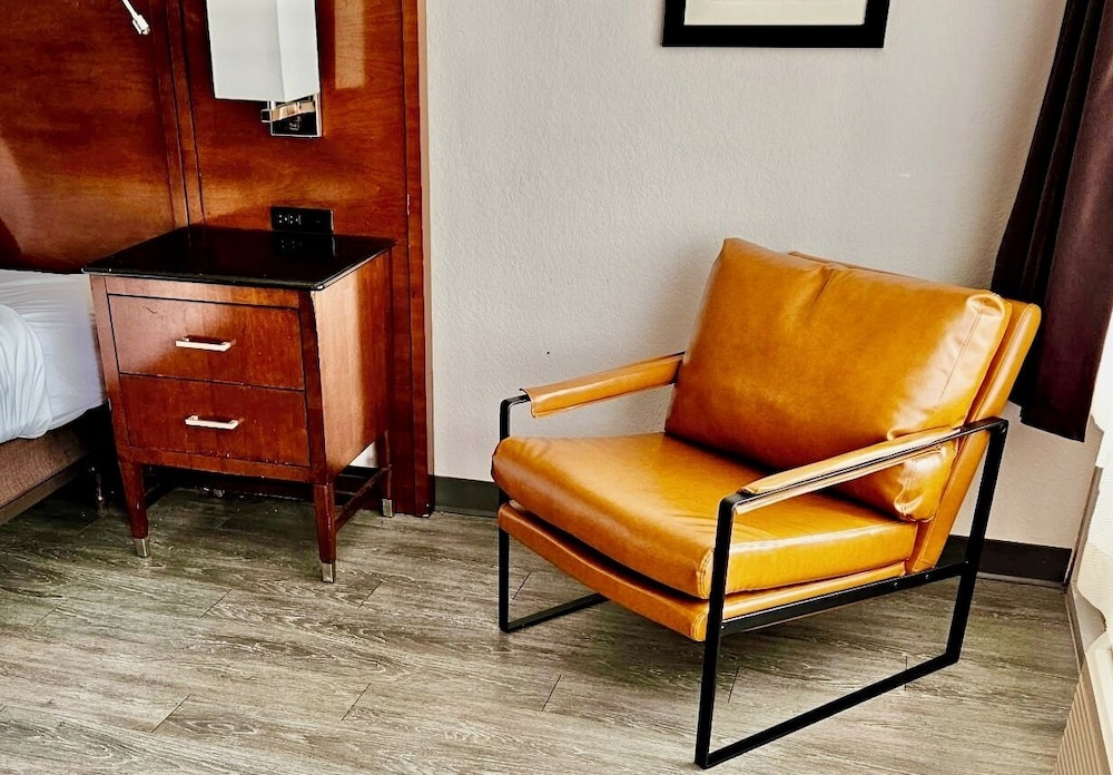 The Retro Hotel - photo 9