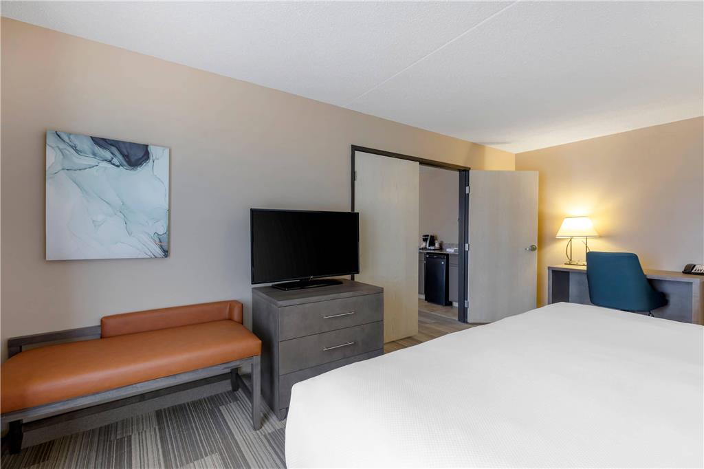 Comfort Inn and Suites Boulder - photo 37