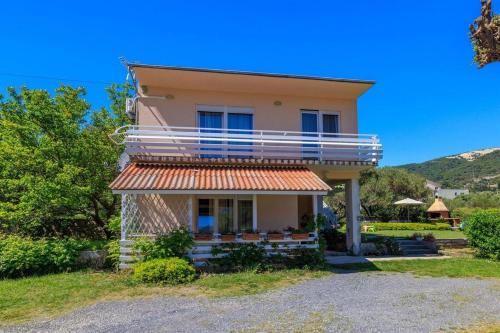 Apartments by the sea Banjol Rab 23094 — 4-Star Luxury Hotel in Rab, Croatia