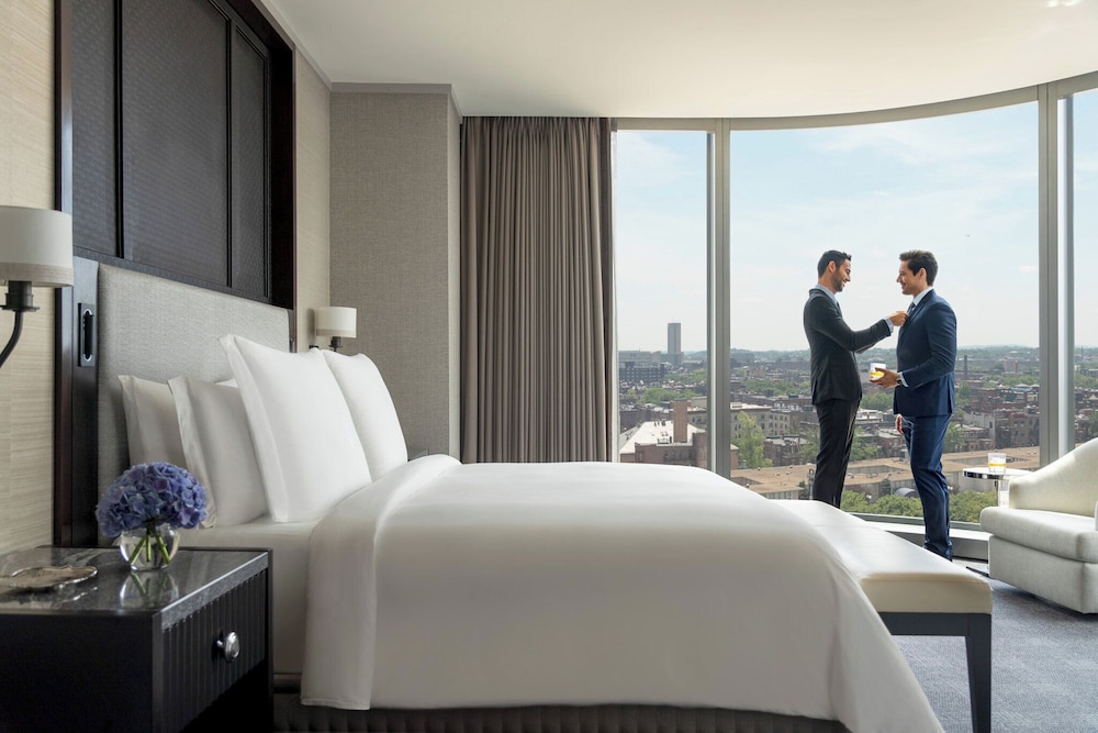 Four Seasons Hotel One Dalton Street Boston - photo 20