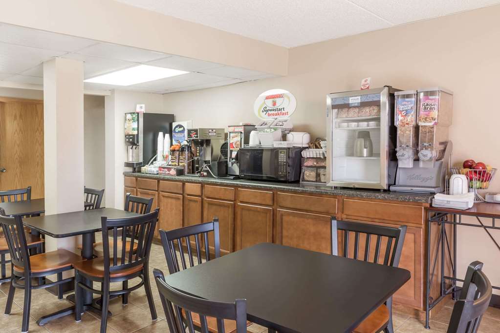Super 8 by Wyndham Luverne - photo 15
