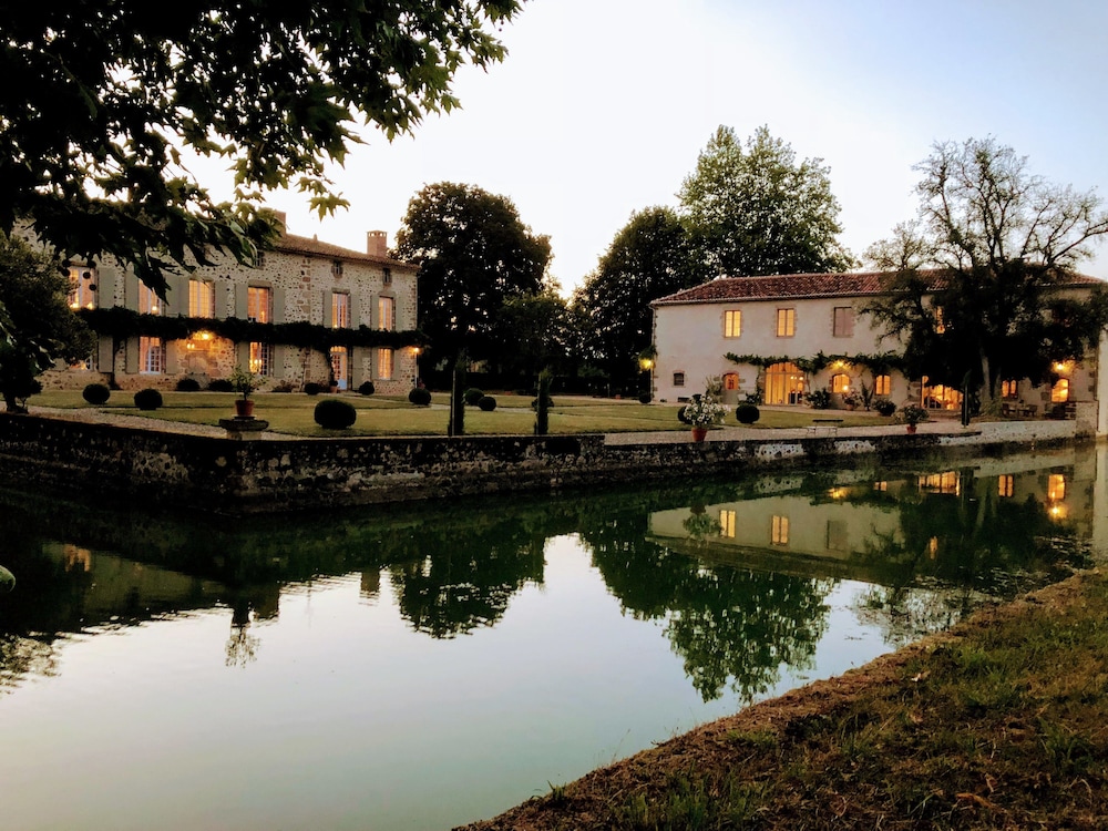 Domaine De La Partoucie — Confolens