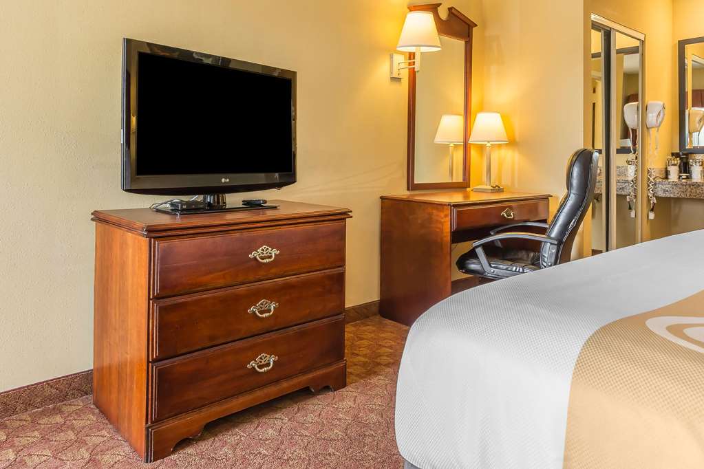 Quality Inn Calera I 65 exit 231 - photo 10