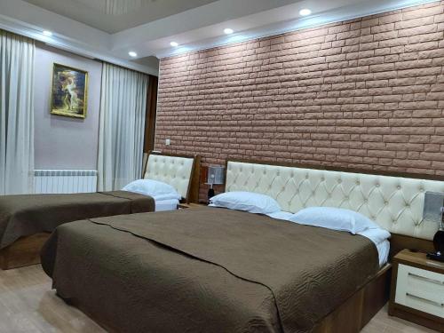 Tsereteli Inn