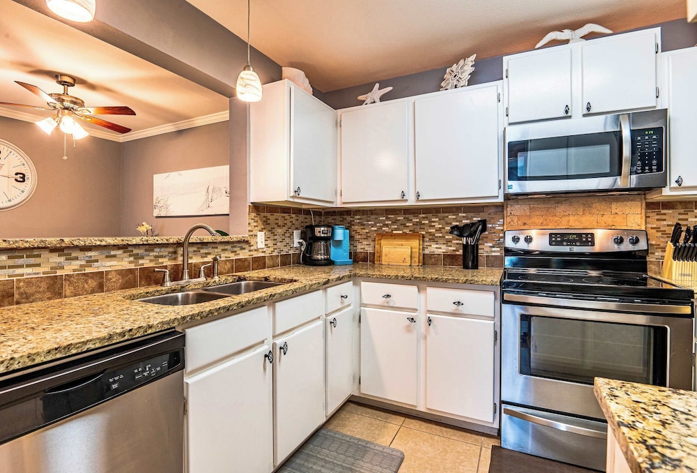 Sunny Memories Resort 3 BR - photo 9