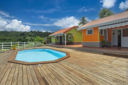 2 Bungalows avec Piscine in Sainte-Marie, Martinique