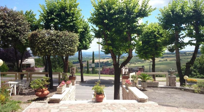 Hotel Alba — 4-Star Luxury Hotel in Chianciano Terme, Italy