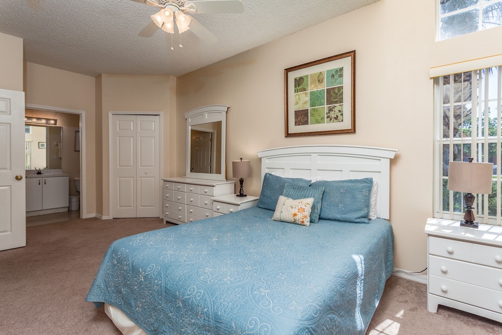 2764 Sun Key in Kissimmee, United States