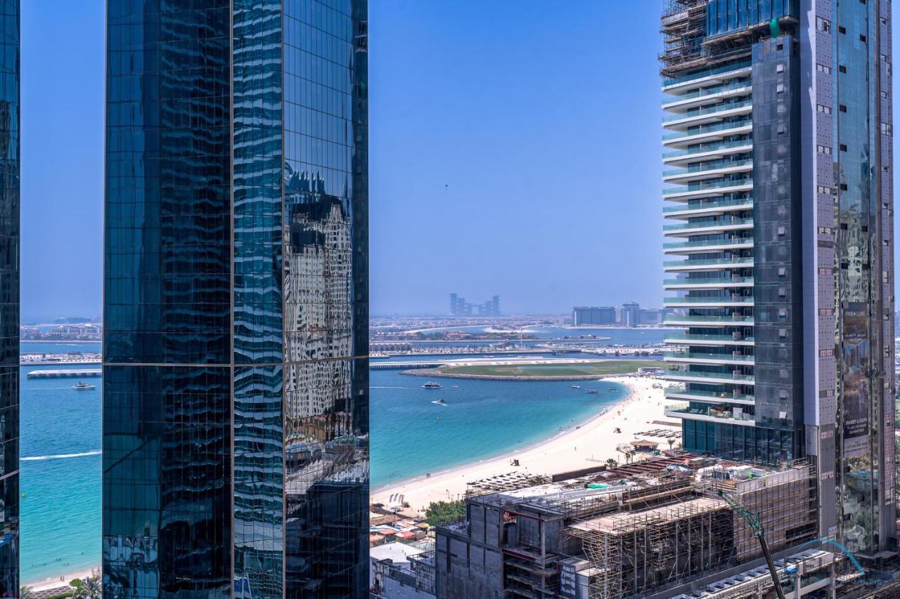 Sophisticated 3BR w Assistant s Room at Al Fattan Marine Towers 2 JBR by Deluxe Holiday Homes — 5-Star Luxury Hotel in Dubai, United Arab Emirates