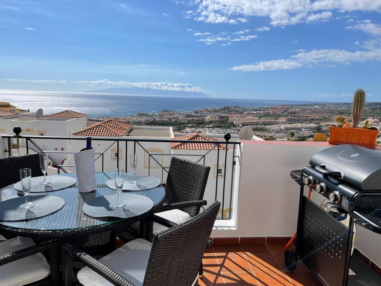 Bellarosa Sunset Ocean View in Costa Adeje with Airco Garage in Adeje, Spain