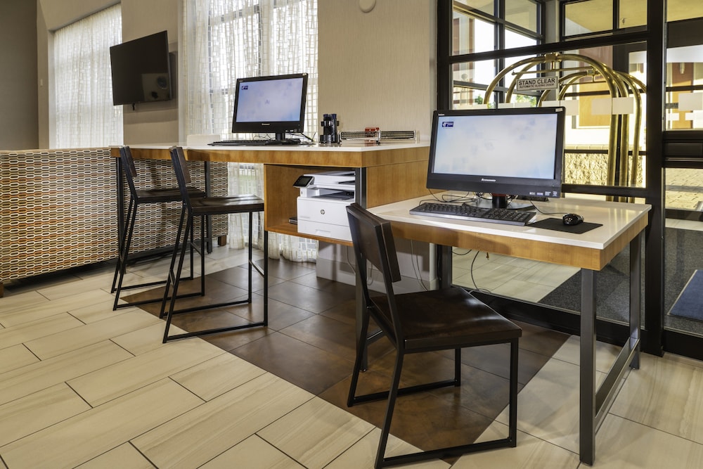 Holiday Inn Express Hotel & Suites Pasco Tri Cities by IHG - photo 27