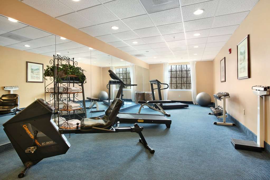 Days Inn by Wyndham Altavista - photo 11