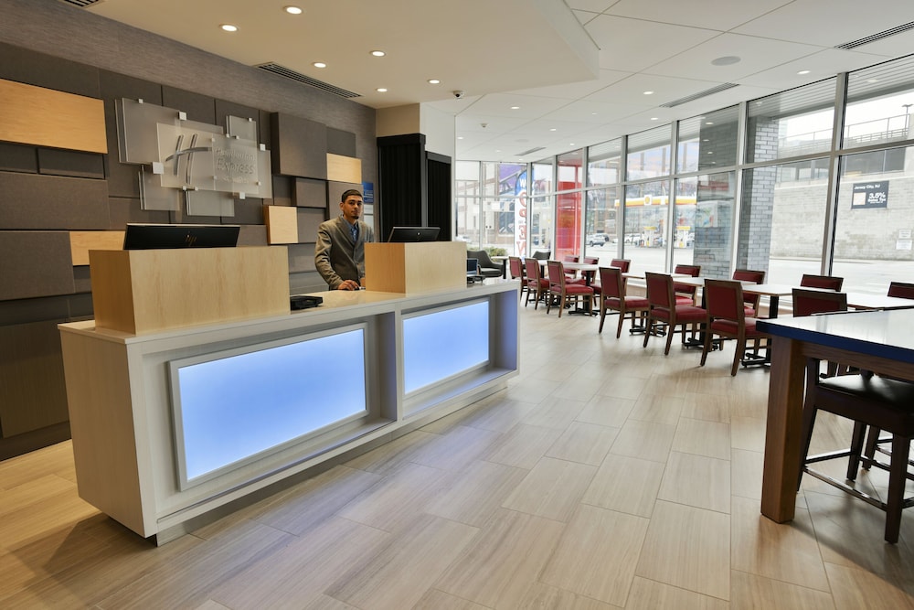Holiday Inn Express & Suites Jersey City Holland Tunnel by IHG - photo 32