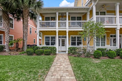 Newly Listed 2 Story Corner Unit Beach Cottage within Walking Distance to the Ocean 2152 Cape Sound — 4-Star Luxury Hotel in Fernandina Beach, United States