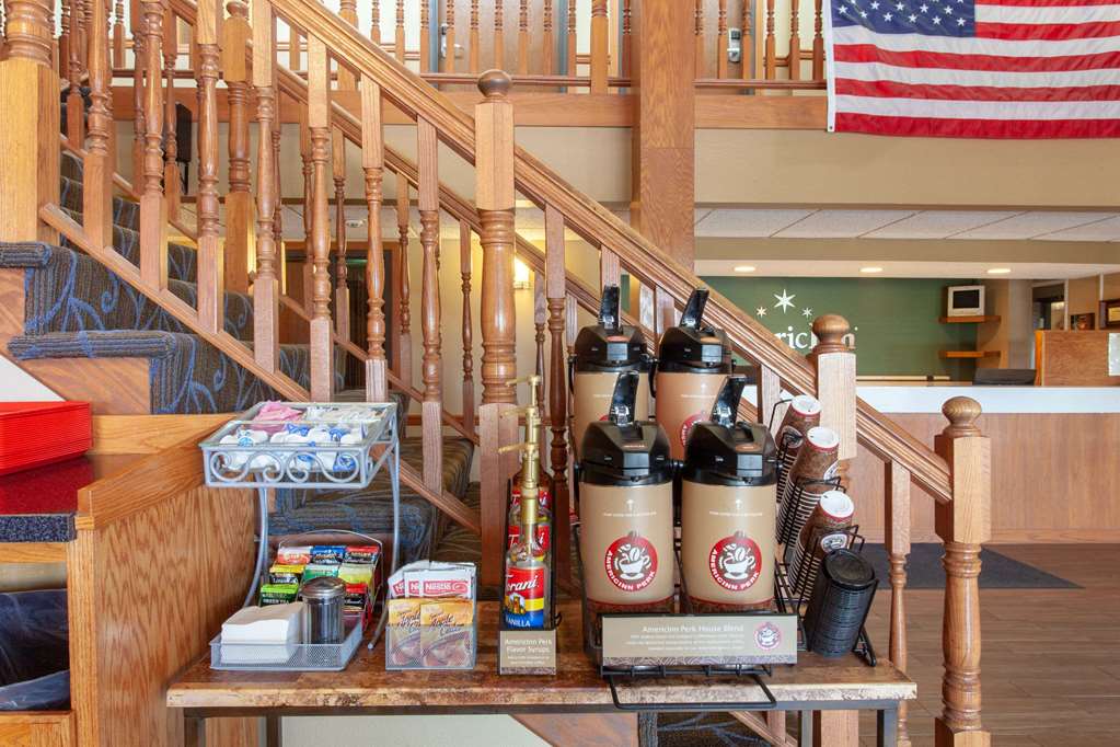 AmericInn by Wyndham Hutchinson - photo 18