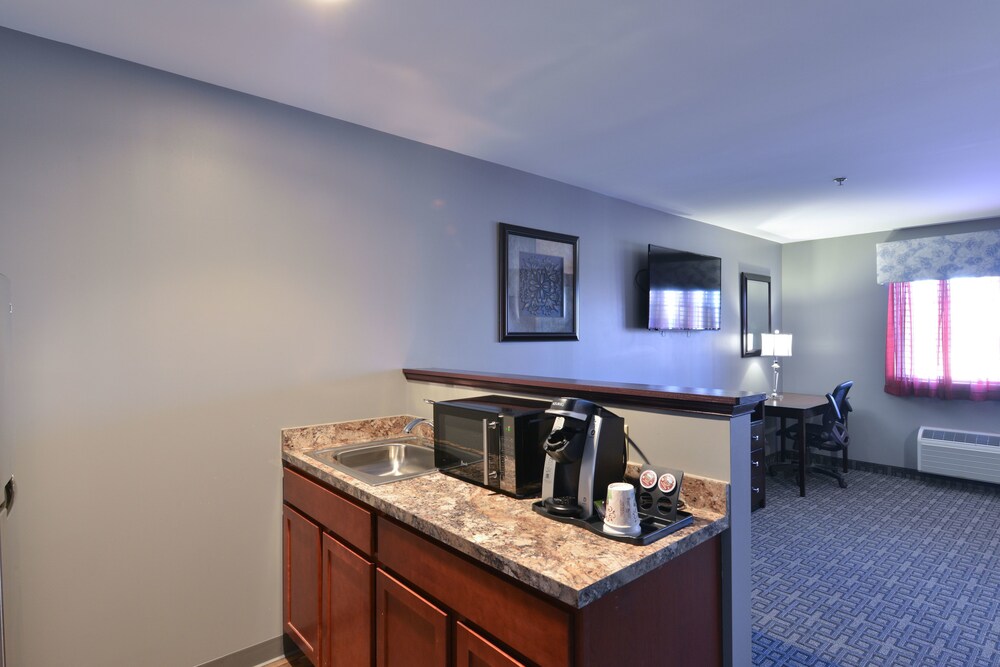 HolmeSuites Columbus Airport DLA - photo 18