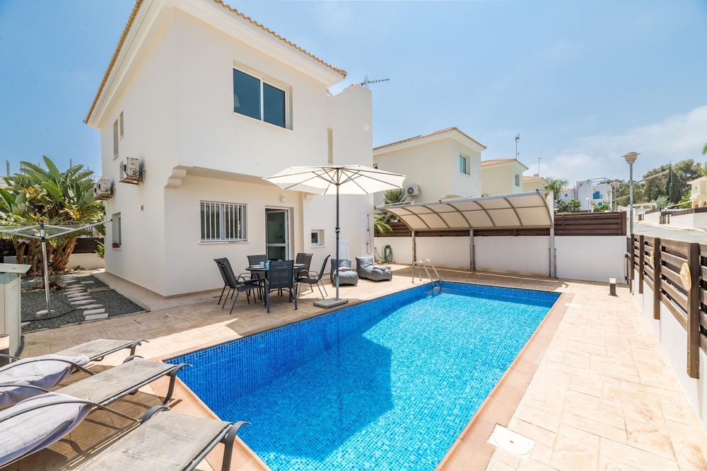 Villa Amesta — 4-Star Luxury Hotel in Protaras, Cyprus