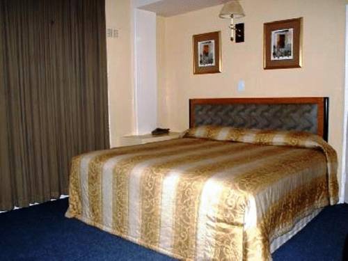 Ngwenya Hotel
