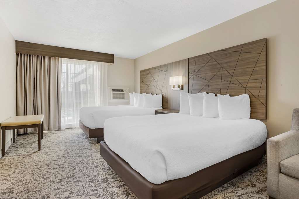 Best Western Plus Grand Manor Inn - photo 33