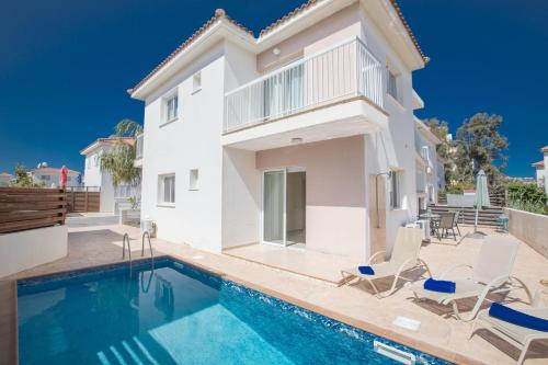 Blue River Apartment — 4-Star Luxury Hotel in Protaras, Cyprus