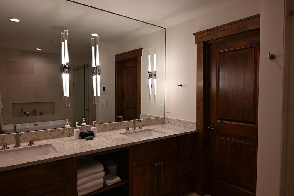 Snow King Resort Hotel & Luxury Residences - photo 71