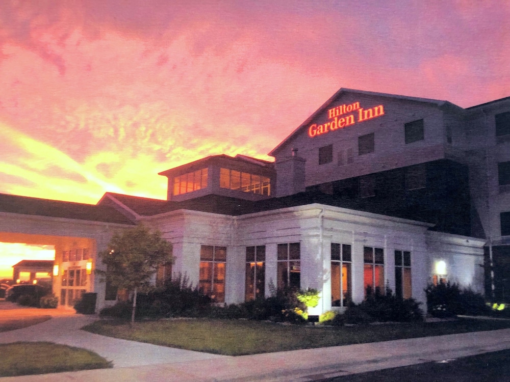 Hilton Garden Inn Fargo - photo 72