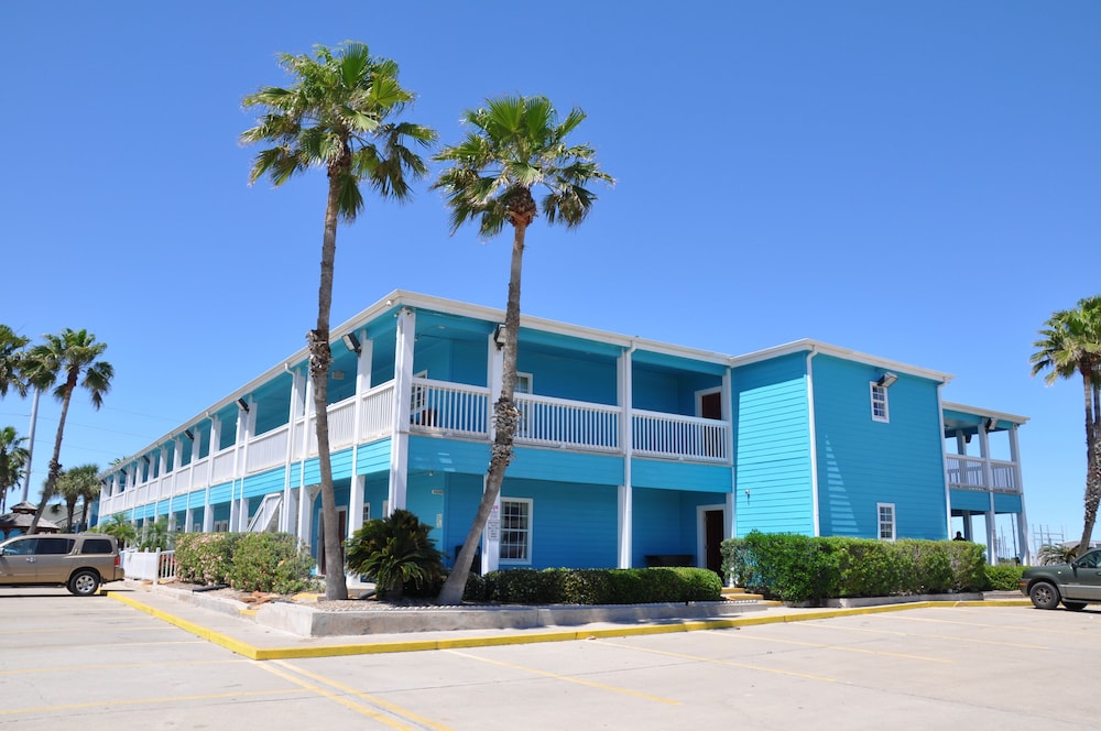 Plantation Suites & Conference Center - photo 58