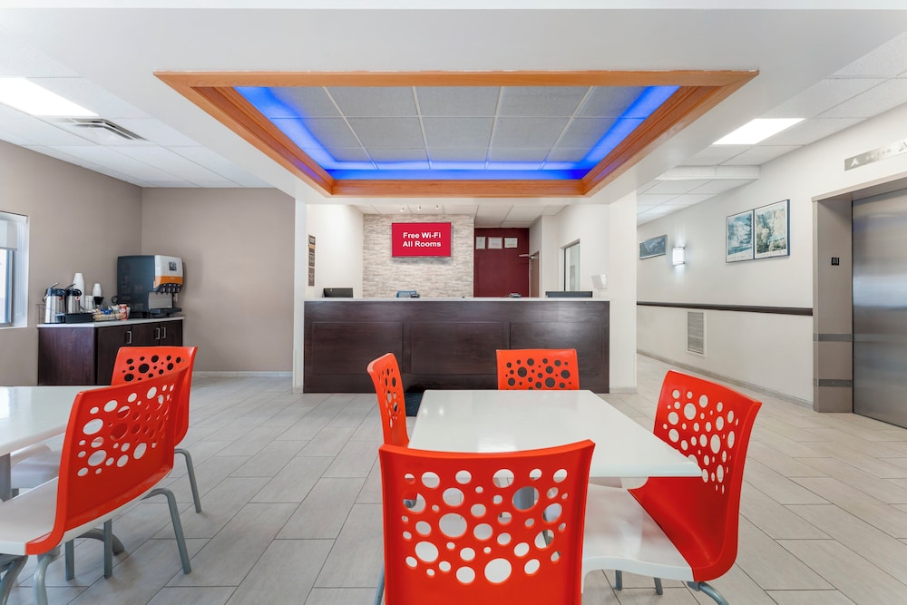 Red Roof Inn Johnstown - photo 7