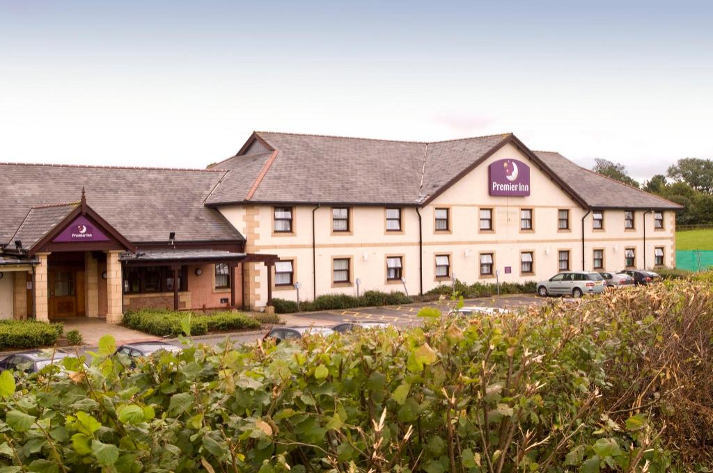Premier Inn Kilmarnock - carbon neutral hotel in Kilmarnock