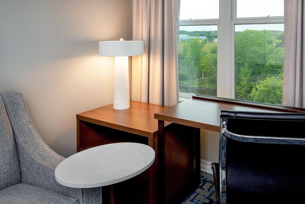 Residence Inn by Marriott Boston Woburn - photo 4