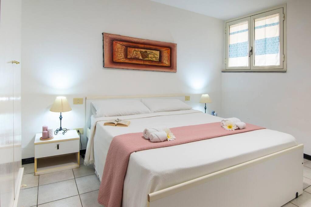 Torregrande APT.2 Vicino al mare Free Wi Fi — 4-Star Luxury Hotel in Oristano, Italy